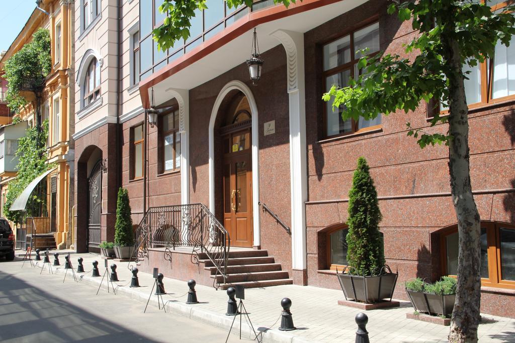 Apartment In Center Of Odessa Exterior foto